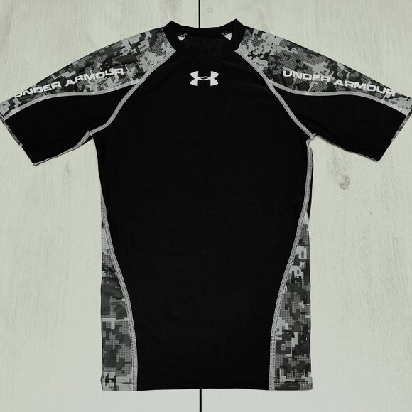 Under Armour Other - Under Armor Heat Gear compression t-shirt.